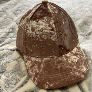 Limited Too cap 🌸